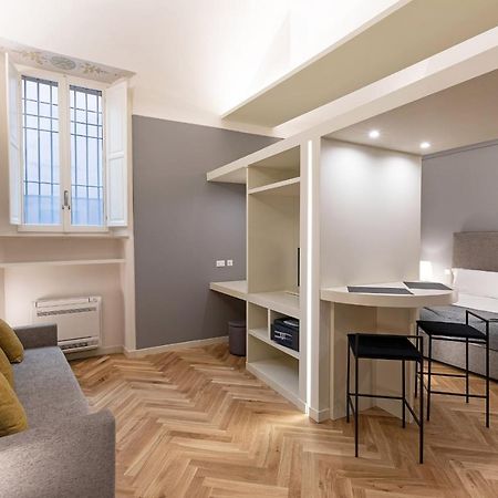 Palazzo Liberati Apartments ปาร์มา ภายนอก รูปภาพ