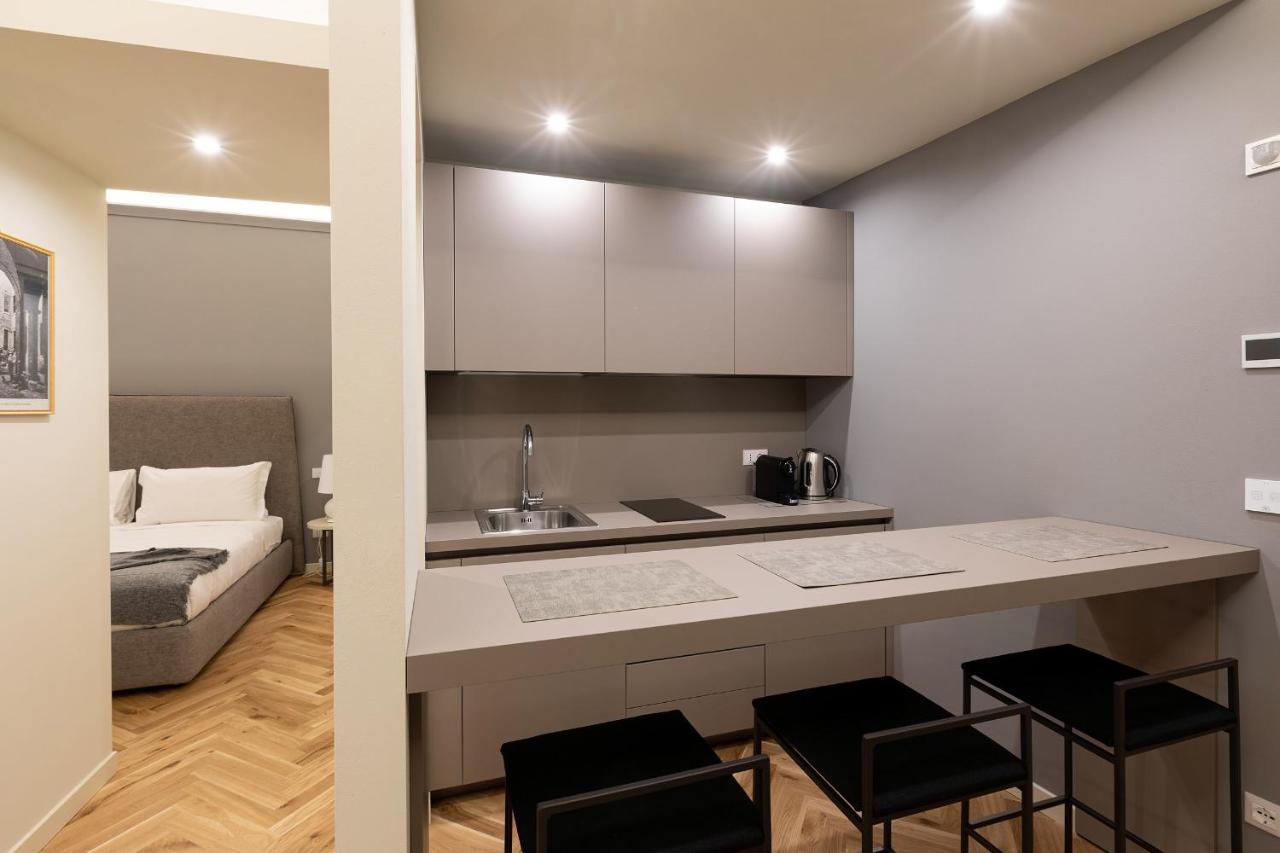 Palazzo Liberati Apartments ปาร์มา ภายนอก รูปภาพ