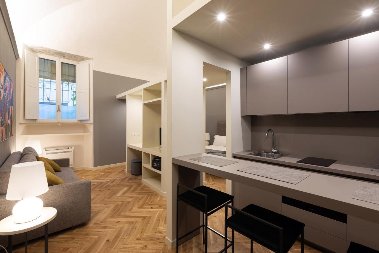 Palazzo Liberati Apartments ปาร์มา ภายนอก รูปภาพ