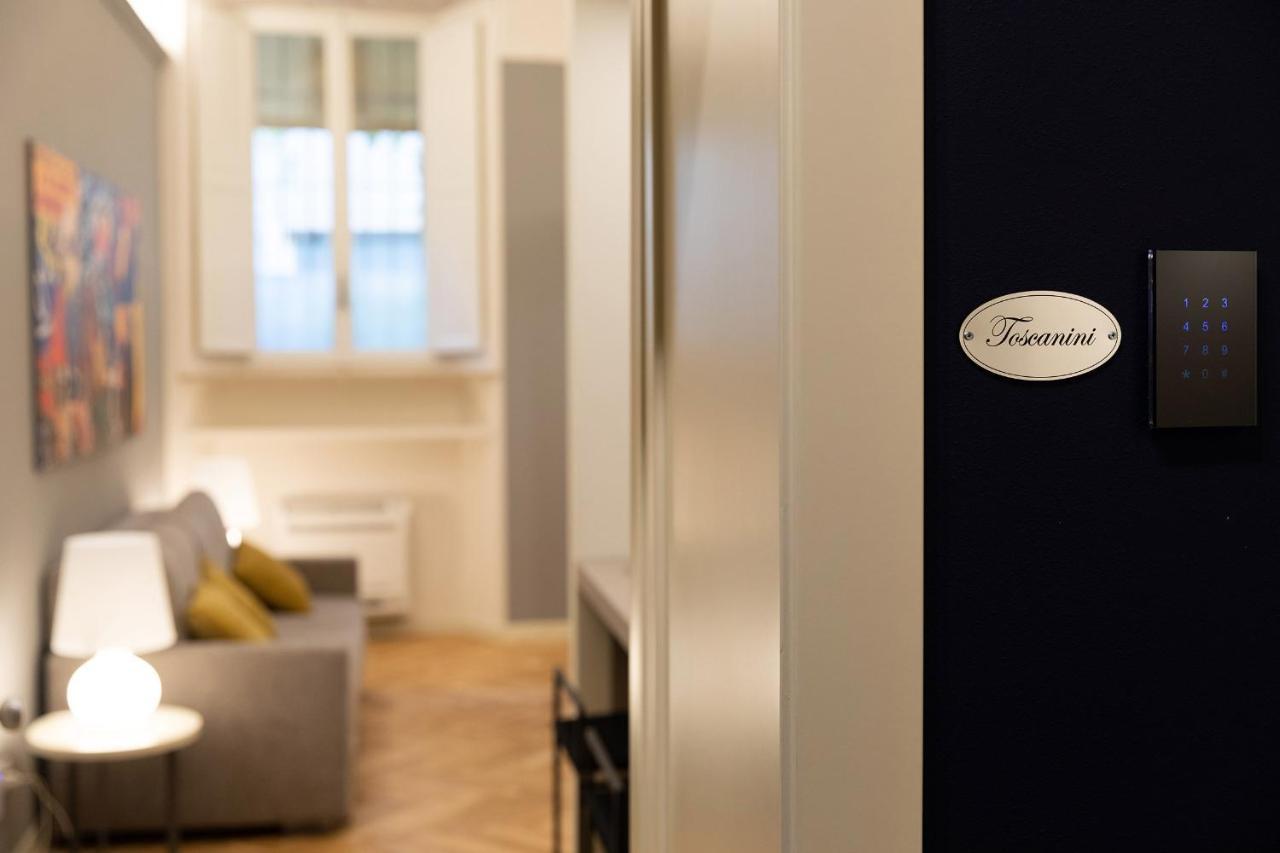 Palazzo Liberati Apartments ปาร์มา ภายนอก รูปภาพ