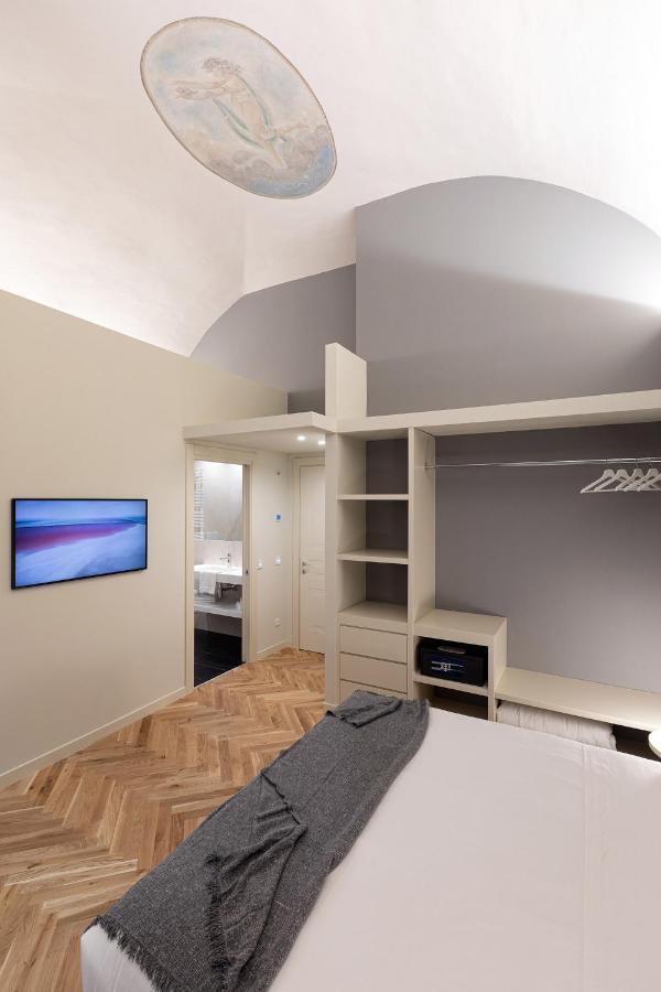 Palazzo Liberati Apartments ปาร์มา ภายนอก รูปภาพ